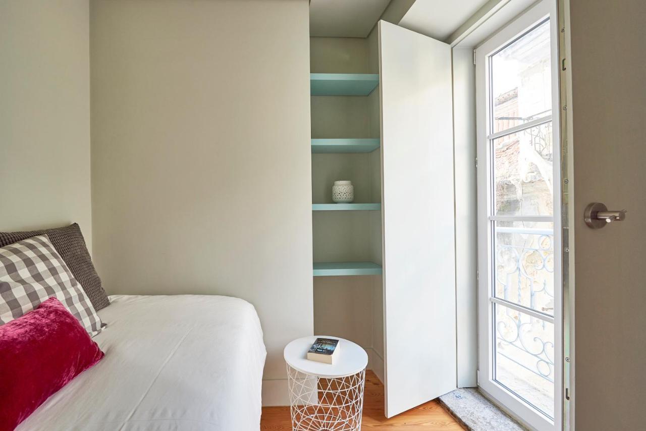 Modern Apartment Bica Dos Olhos Lisbon Ruang foto